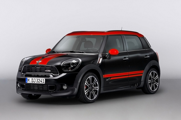 MINI Countryman получил заряженную версию JCW